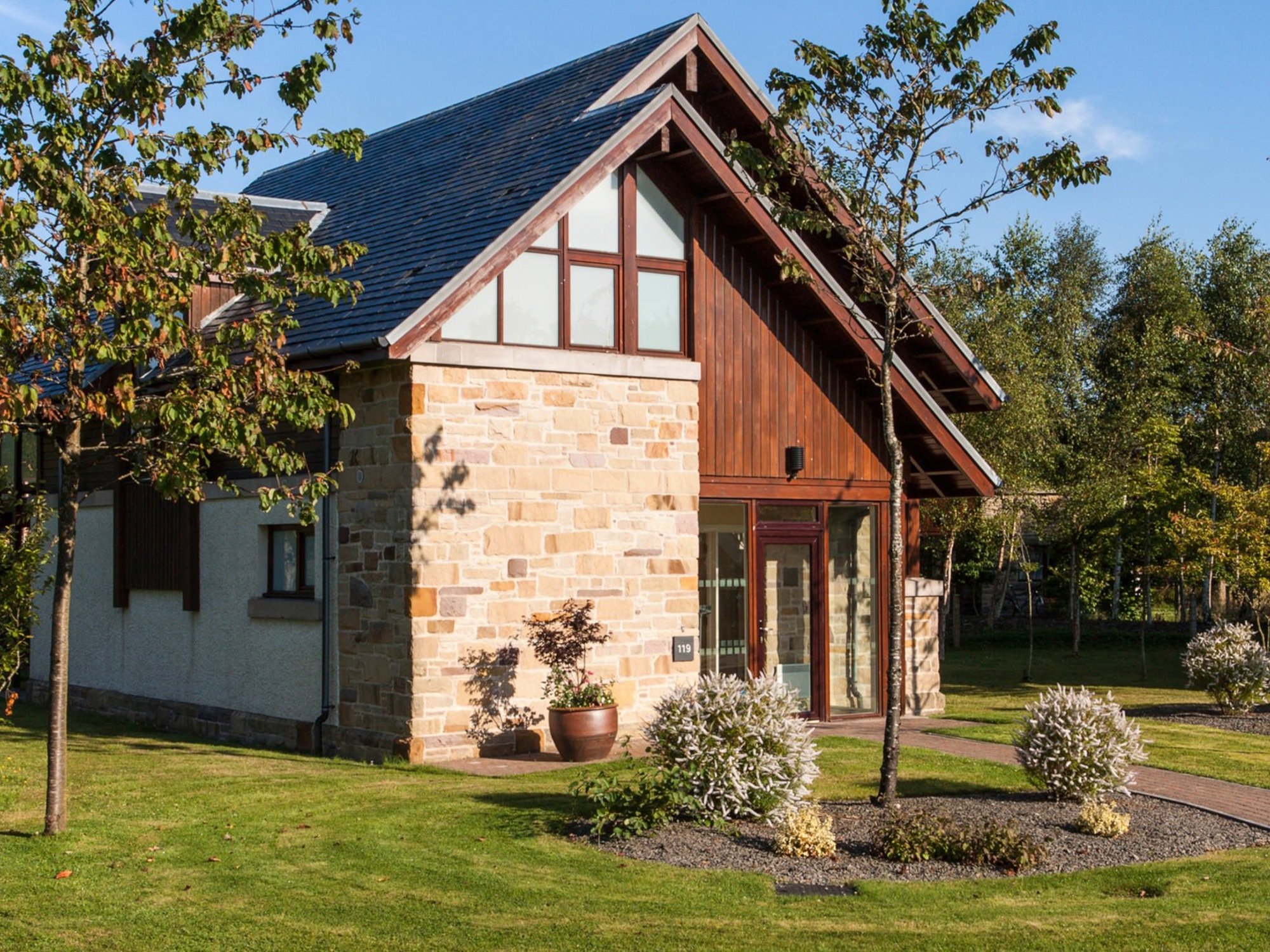 bedroom-detached-lodges